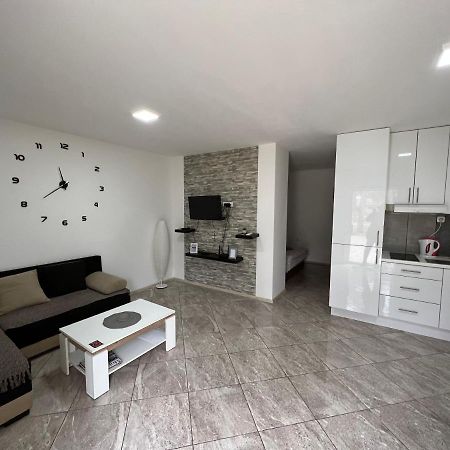 Aurora Apartment Sombor Exteriér fotografie
